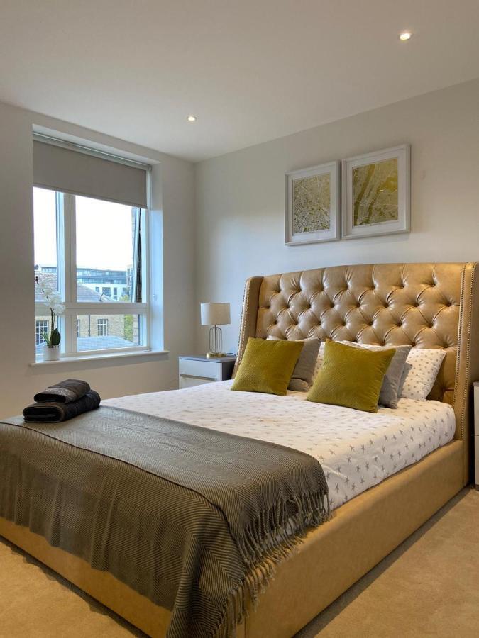 Blissful One Bed Near The River Saint Saint Kew Extérieur photo